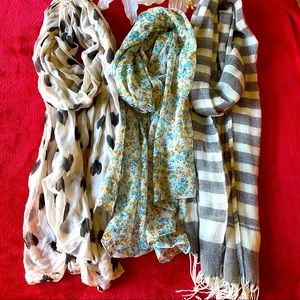 Pack of 3 Printed Scarfs for summer or Spring